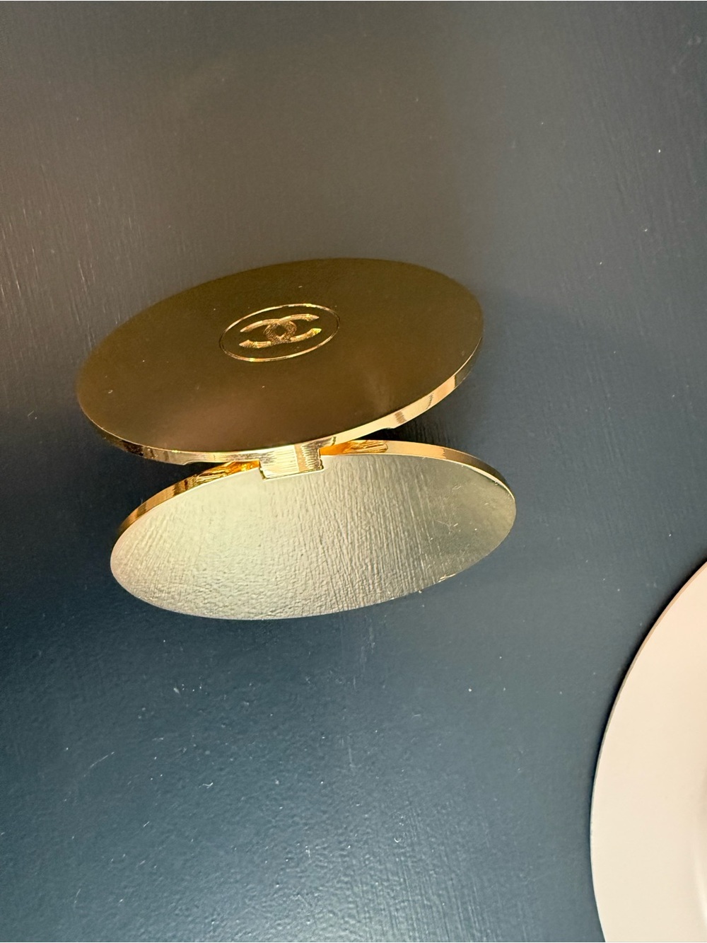 CHANEL Gold Round Compact Mirror - Picture 3 of 5